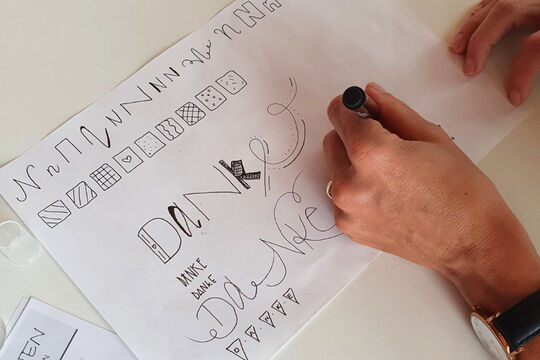 handlettering-danke-gestalten-workshop-schlosswil.jpg