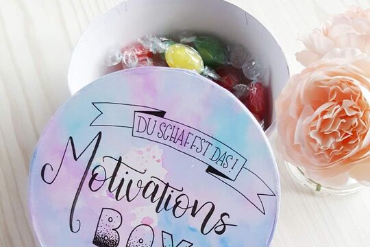 galerie-lettering-motivation-du-schaffst-das.jpg