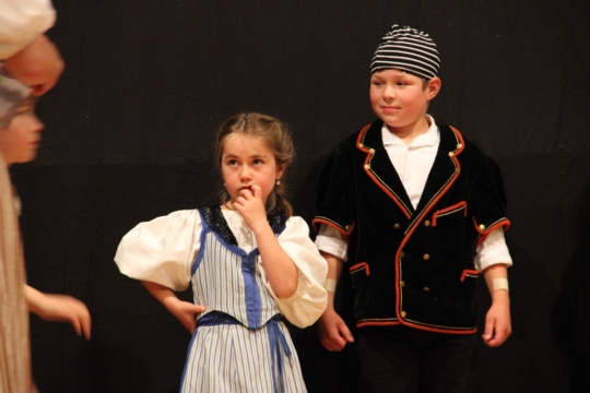 01eeca0d84db14145f03387acdb4d3d0.jpg