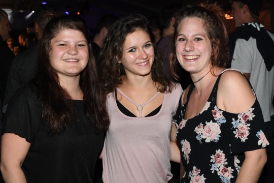 03c76d6217833dfe616f4de4ba408f3c.jpg