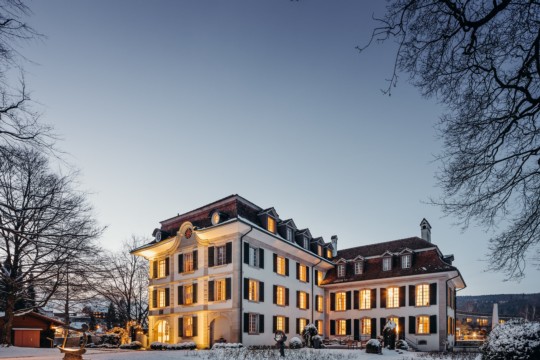 schlosshuenigen-hotel-emmental-winter-27.jpg