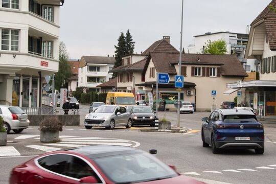 Bild F&uuml;r einen Tag wird die Strasse komplett gesperrt