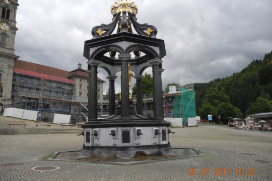 077847644bcbe9d822d1686363b9c31a.jpg