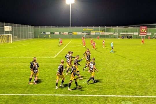 Bild Oberdiessbach erk&auml;mpft sich den Sieg