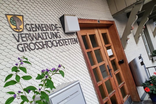Eingang Gemeindeverwaltung Grosshöchstetten_Isabelle Berger