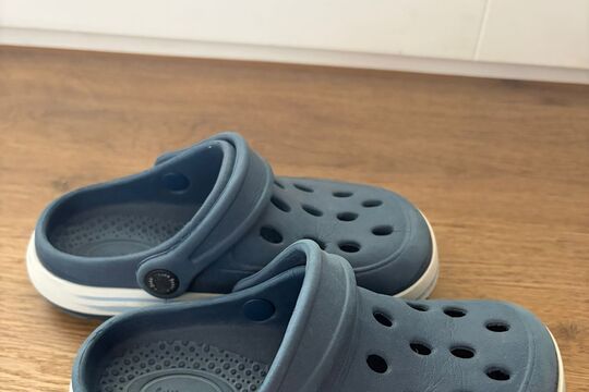 Krocs1.jpg