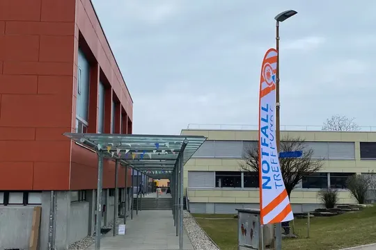 Bild Hier erh&auml;lt Stettlen im Notfall Hilfe
