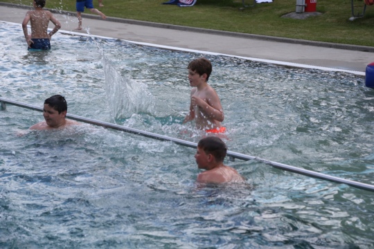 110250818bea988d3d831c54643739bf.jpg