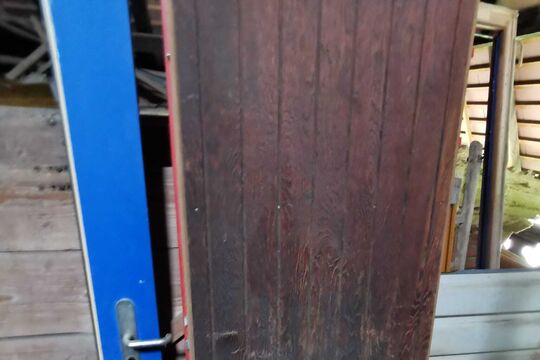 Türe aussen innen.jpg