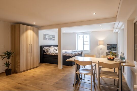 Screenshot_20250606_220056_Airbnb.jpg