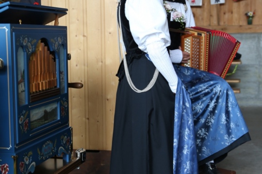 15b216978dcee78067e62da32a48b38a.jpg