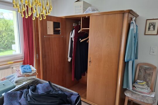 Schlafzimmerschaft.jpg