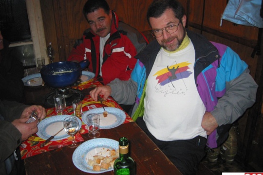 19957df0d2556b8c54ac0c6b6f380b24.jpg