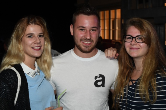 1bef9d26e81120d74bf1fa6565116a2e.jpg