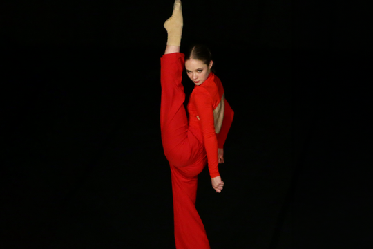 Positives Tänzerin zvg