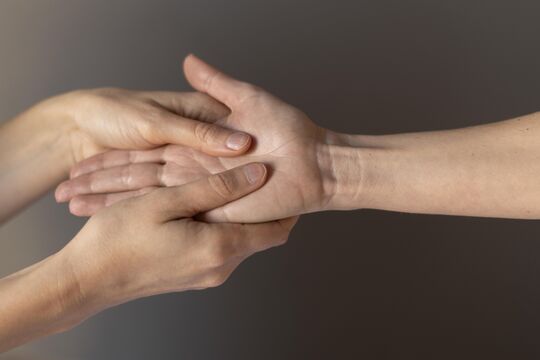 Hand Massage 2 - Bild.jpg