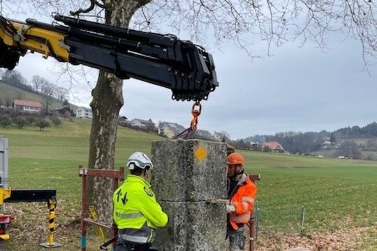 3 Abbau der Postamente