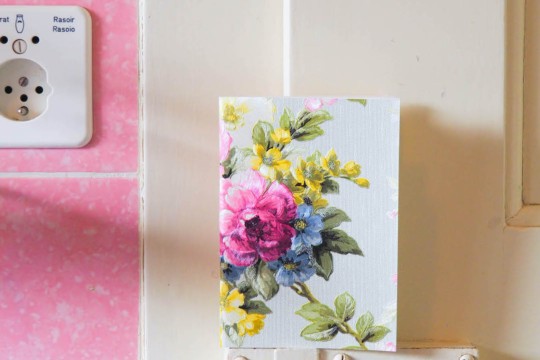 Home Floral Hotizheft A6 02 Bernost.jpg