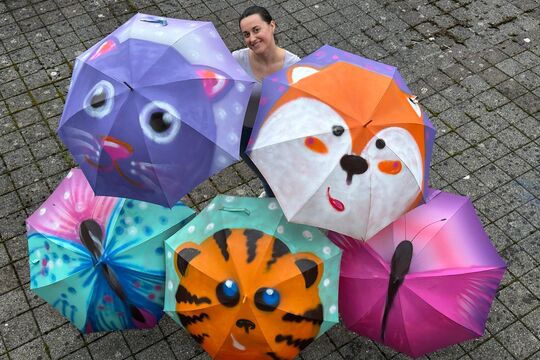 Schirmwelt Olga Sabadin