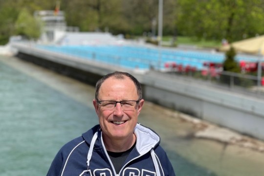 Fahrni zugeschn Kopf