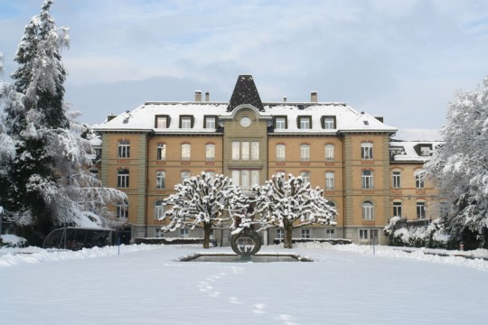 csm_Hauptgebaeude_Winter_4e8d8855c4