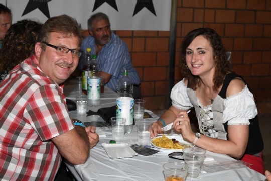 2beaf6338c8b12d090fa9b9353f4cfb8.jpg
