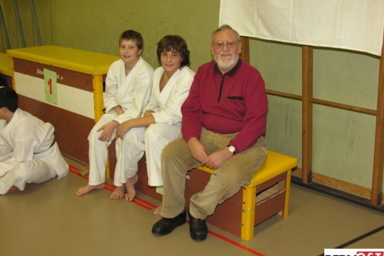 2d4886efe55d7b4a00621fd1786590cd.jpg