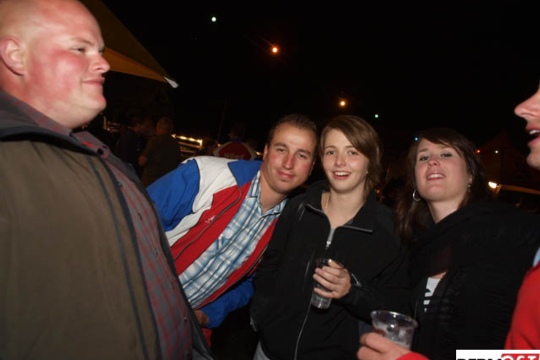 2f15a51de148b161d76bf82af0e31f9f.jpg