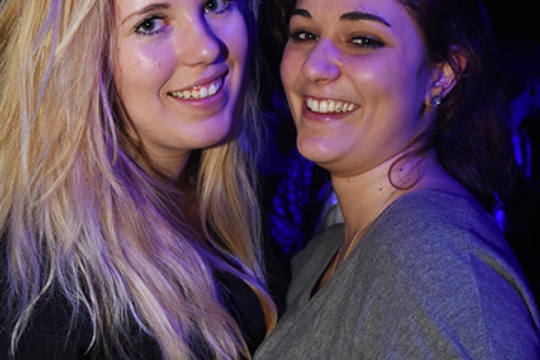 2f829b4e5bbb43934eef381cffa5a51a.jpg
