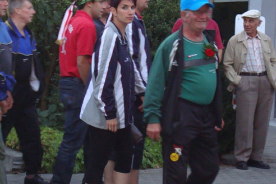 2ff0cb75b4fe6ad338eb09fb402dce9a.jpg