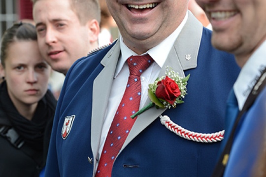 32a8bc26257dfe11345c73bc1eeca0d3.jpg