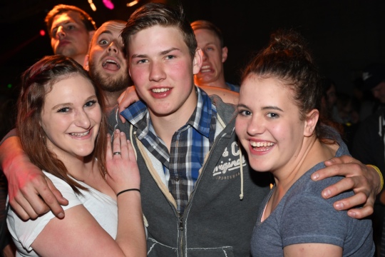 33ee2af5efbb08db168d092004aee420.jpg