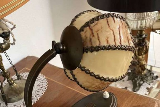 Herunterladen (3).jpg