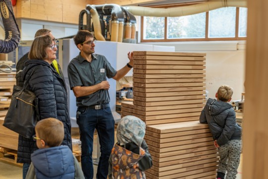 B-E_TagderoffenenT&uuml;r-22