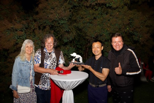 Knechts und Dongua Li und Götz