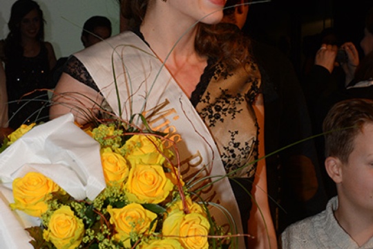 3c1a19be196d8ec5d38141398510bff8.jpg