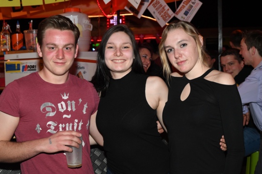 3d2e3597f55d4eef8ad5e4e4da5aa491.jpg