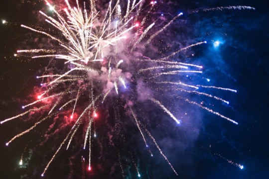 fireworks-gb69f67acf_1920