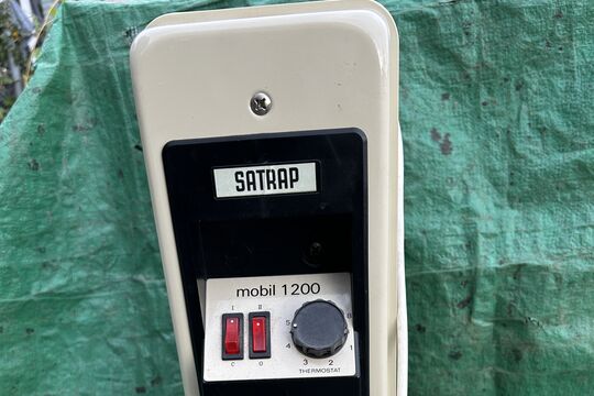 Mobilheizung Satrap 1200 zwei.jpg