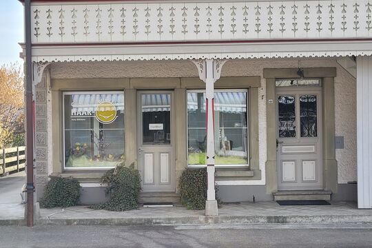 Geschäft Eingang 1.jpg