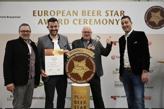 Egger Dunkel