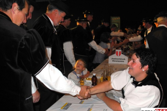 47054bb47eac6fbffacf1ac2bc899600.jpg