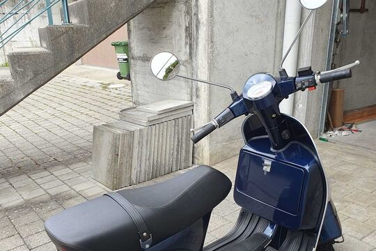 Vespa PX 125 (3).jpg