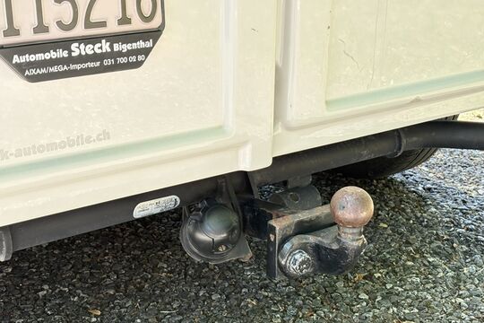 LH-Dienste-Aixam-Professional-Fahrzeug-Detail-Anhaengerkupplun-1