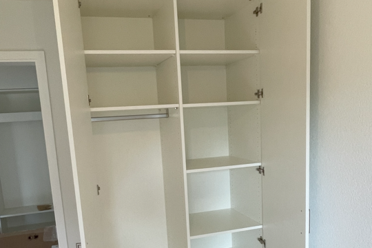 Kinder_Schrank.png