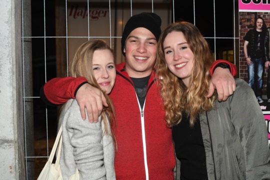 50be0d6416cf4397a9dcec5de8a7055d.jpg