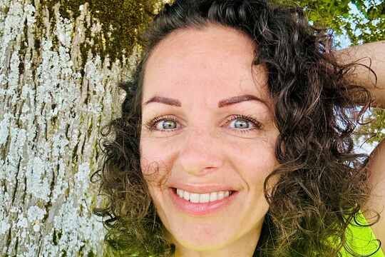 sandra_portrait_outdoor_therapie_training.jpg