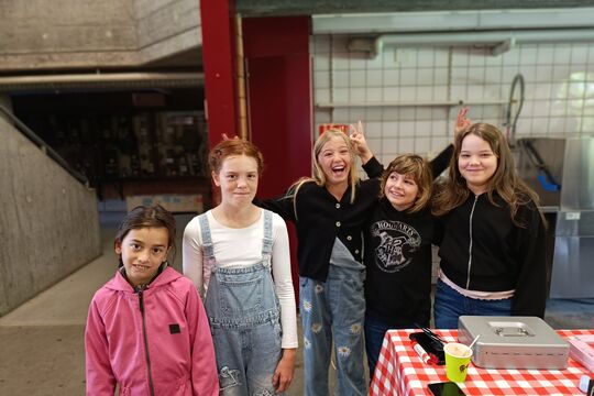 Bild Burem&auml;rit mit Heimtiermarkt auf dem Schwand M&uuml;nsingen