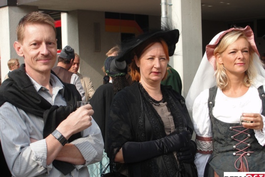 555f2ad4132722cc207abee4e60981e6.jpg
