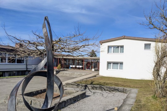 Schulhaus Schlosswil 3 Issabelle Berger